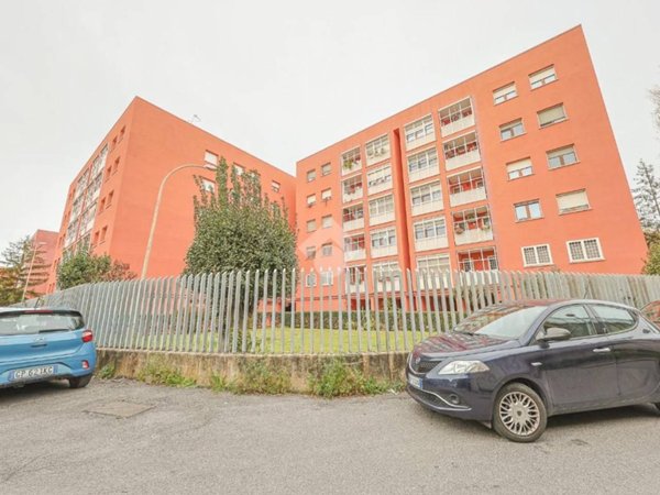 appartamento in vendita a Roma in zona Corviale