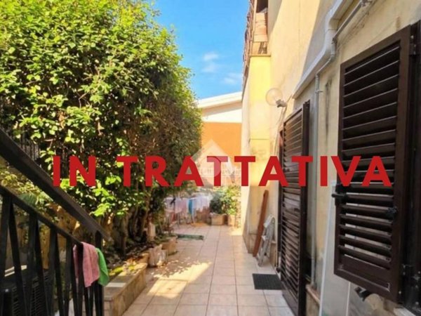 appartamento in vendita a Roma in zona Torrione Cerquetta