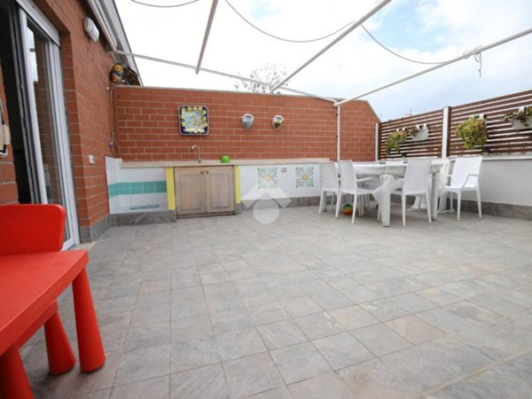 appartamento in vendita a Roma in zona Ostia