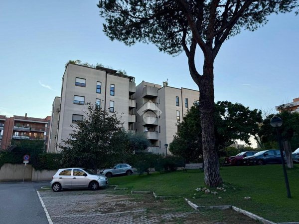 appartamento in vendita a Roma in zona Torrino