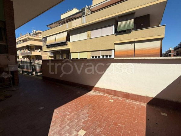 appartamento in vendita a Roma in zona Ostia