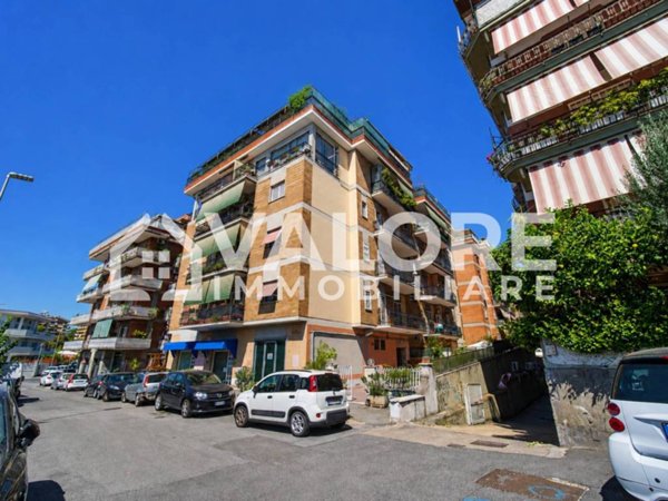 appartamento in vendita a Roma in zona Monte Sacro/Talenti