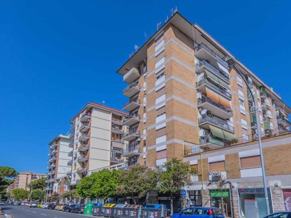 appartamento in vendita a Roma in zona Prenestino-Centocelle