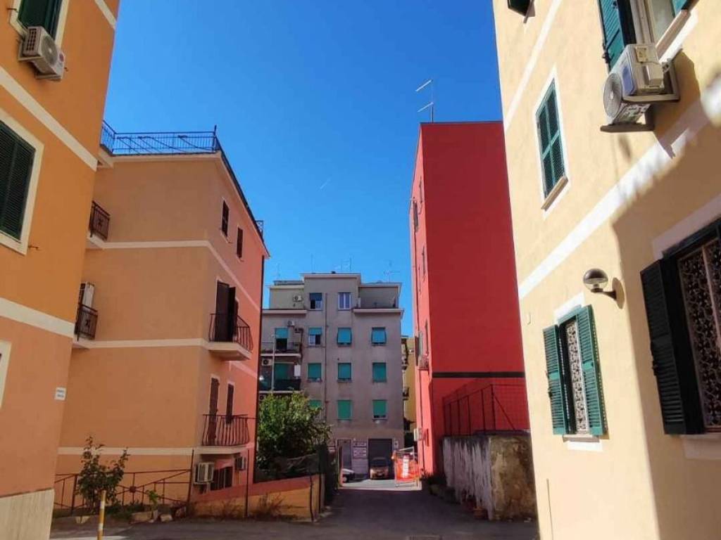 appartamento in vendita a Roma in zona Prenestino-Centocelle