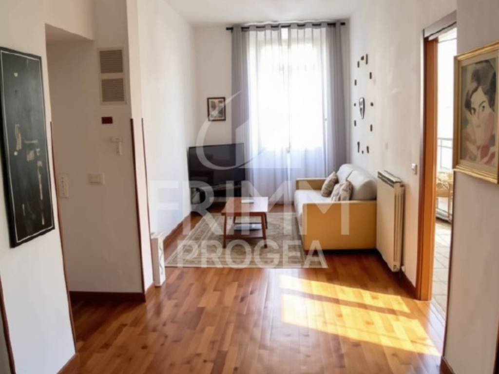 appartamento in vendita a Roma in zona Appio Latino
