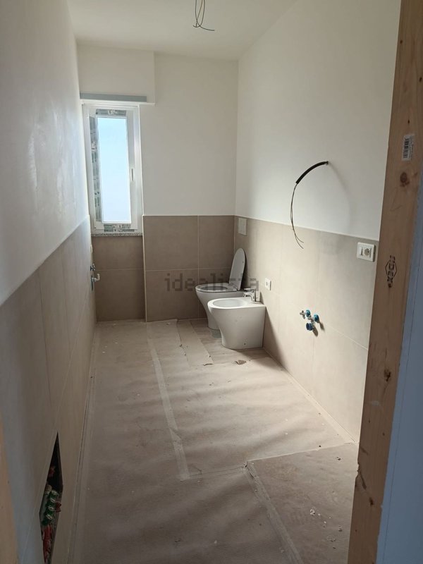 appartamento in vendita a Roma in zona Giardini di Corcolle