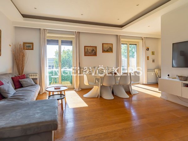 appartamento in vendita a Roma in zona Trastevere