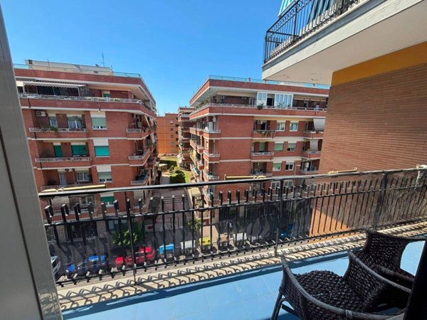 appartamento in vendita a Roma in zona Ostia