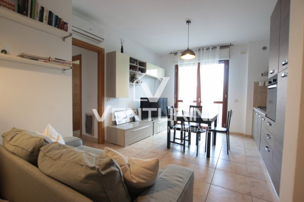 appartamento in vendita a Roma in zona Valle Muricana