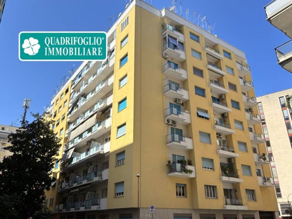 appartamento in vendita a Roma in zona Ostiense