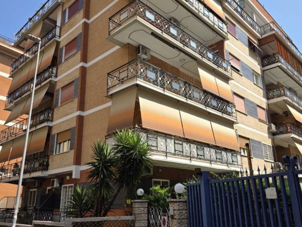 appartamento in vendita a Roma in zona Collatino