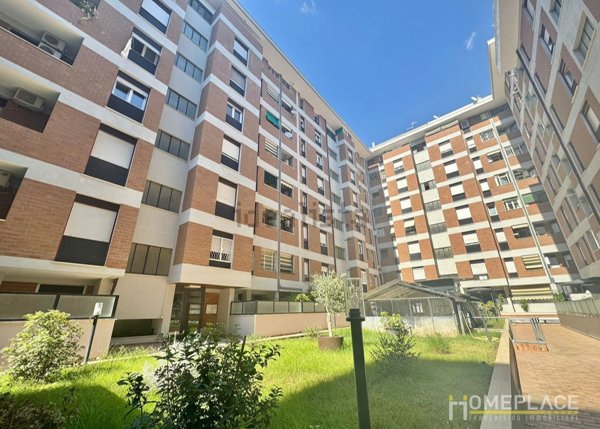appartamento in vendita a Roma in zona Tuscolano