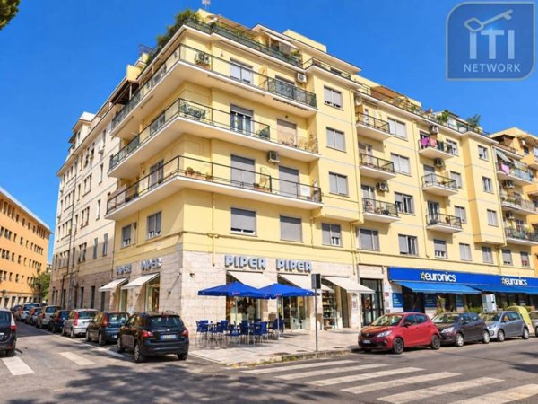 appartamento in vendita a Roma in zona Ostia