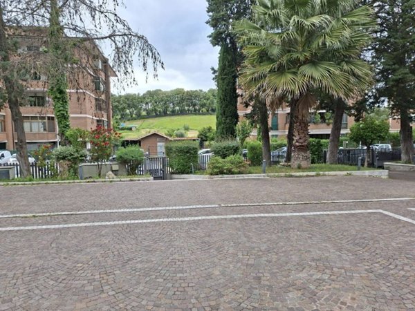 ufficio in vendita a Roma in zona Gianicolense