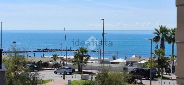 appartamento in vendita a Roma in zona Ostia