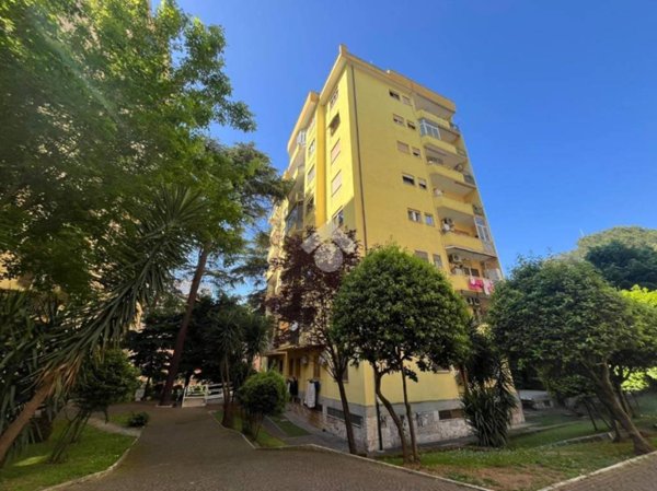 appartamento in vendita a Roma in zona Ardeatino