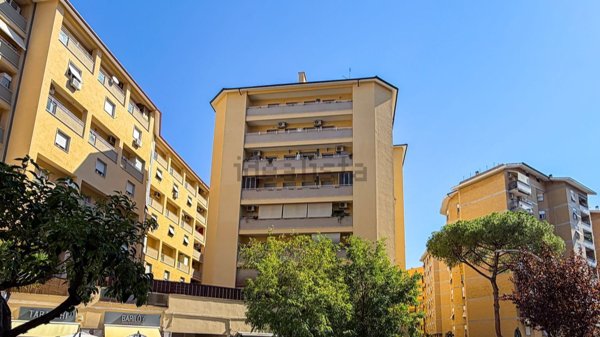 appartamento in vendita a Roma in zona Don Bosco