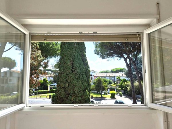 appartamento in vendita a Roma in zona Casal Palocco