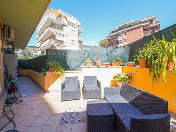 appartamento in vendita a Roma in zona Ostia