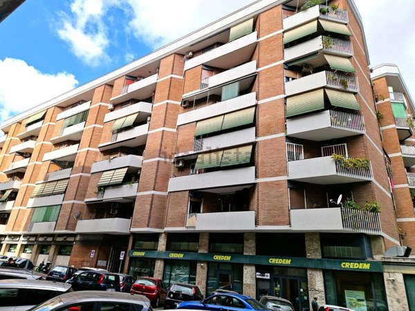 appartamento in vendita a Roma in zona Appio Claudio