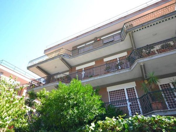 appartamento in vendita a Roma in zona Della Vittoria