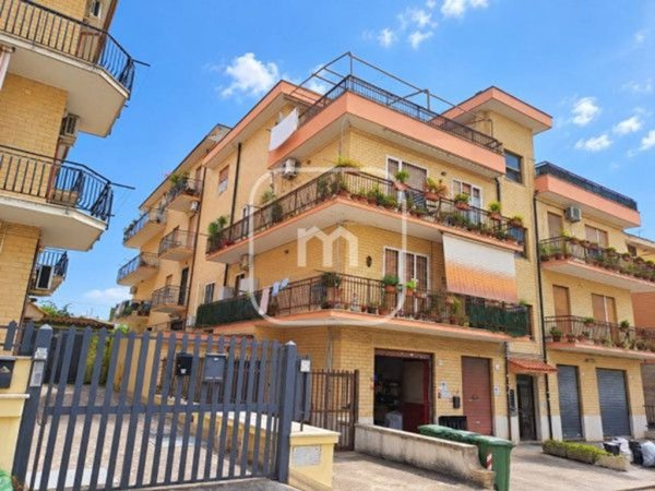 appartamento in vendita a Roma in zona Ponte di Nona