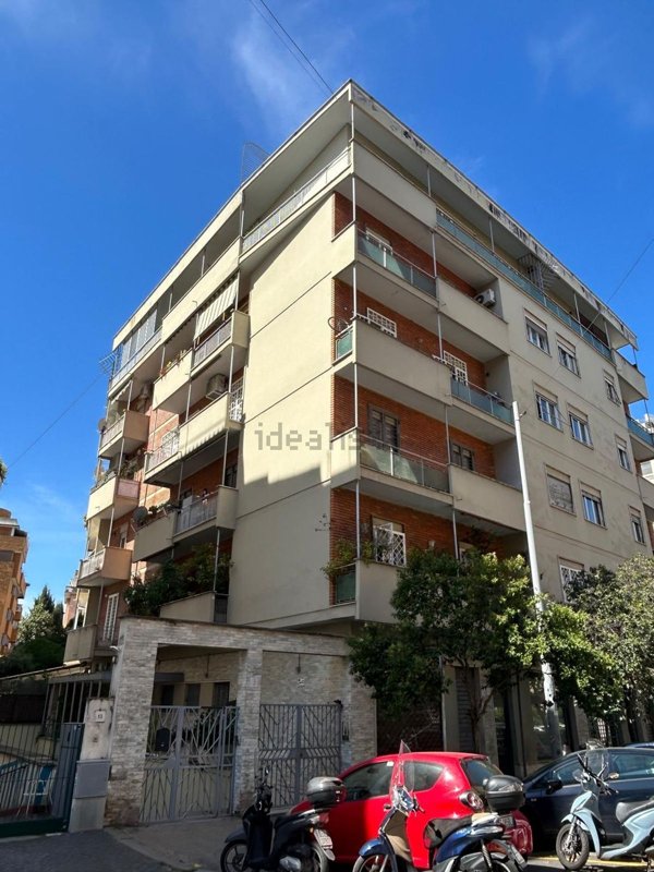 appartamento in vendita a Roma in zona Trieste