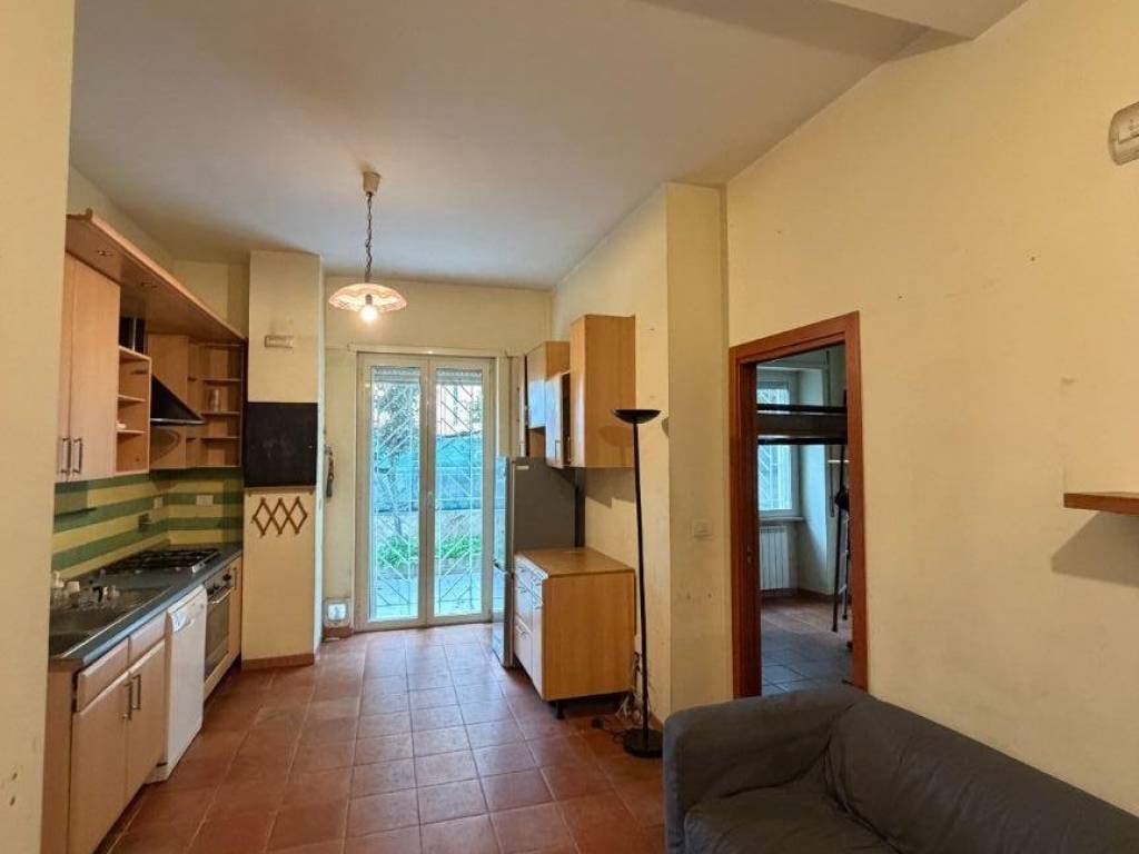 appartamento in vendita a Roma in zona Prenestino-Centocelle