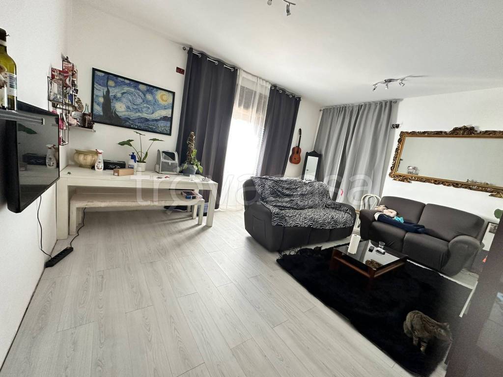 appartamento in vendita a Roma in zona Dragona/Bagnoletto