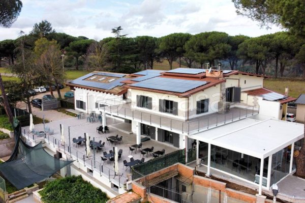 casa indipendente in vendita a Roma in zona Grottarossa