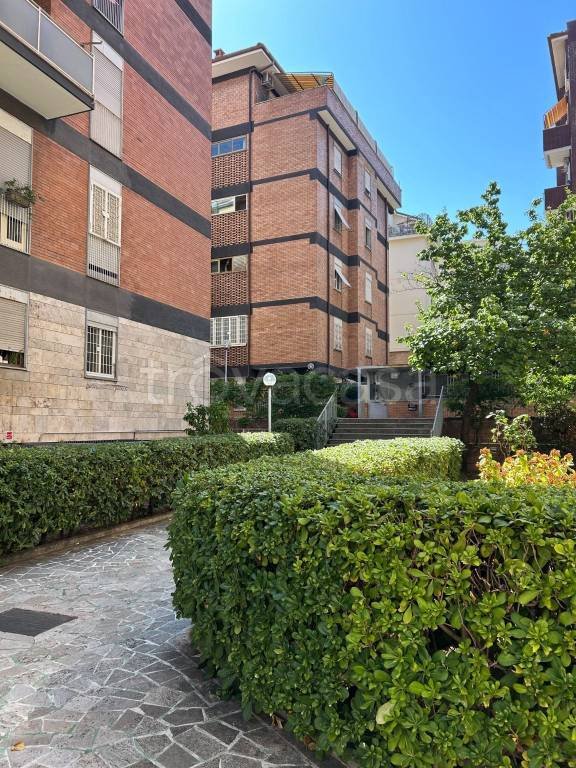 appartamento in vendita a Roma in zona Portuense