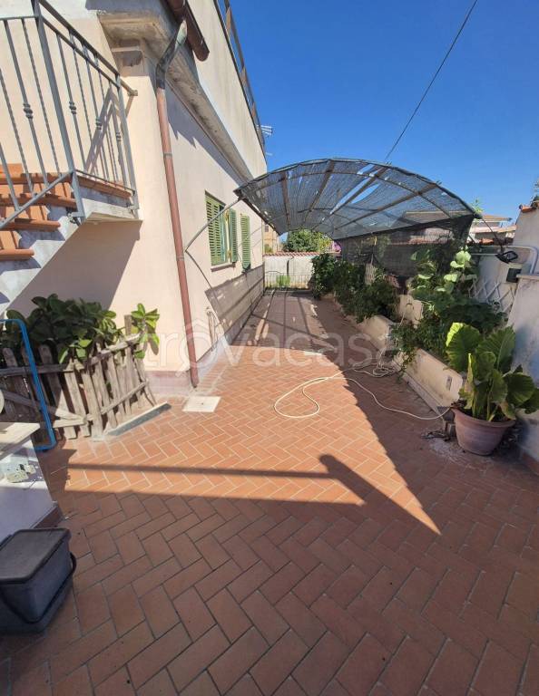 casa indipendente in vendita a Roma in zona Acilia
