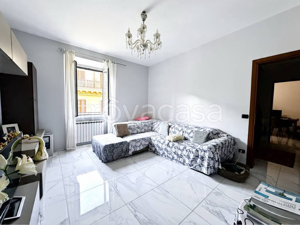 appartamento in vendita a Roma in zona Castro Pretorio