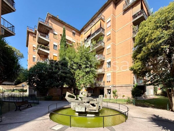 appartamento in vendita a Roma in zona Nomentano