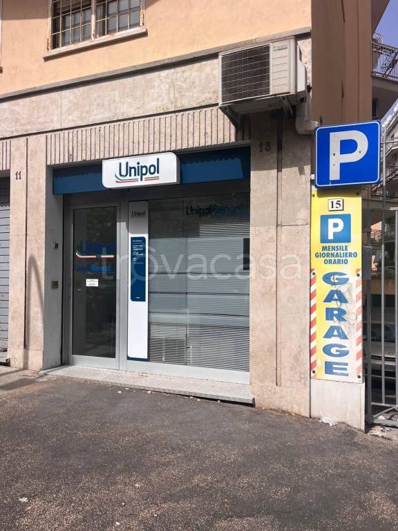appartamento in vendita a Roma in zona Appio Latino