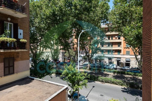 appartamento in vendita a Roma in zona Gianicolense