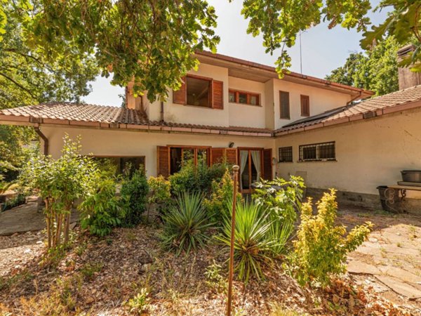 casa indipendente in vendita a Roma in zona Olgiata
