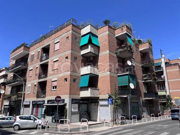 appartamento in vendita a Roma in zona Portuense