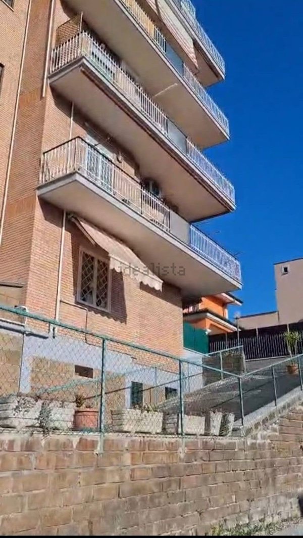 appartamento in vendita a Roma in zona Prenestino-Centocelle