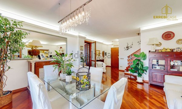 casa indipendente in vendita a Roma