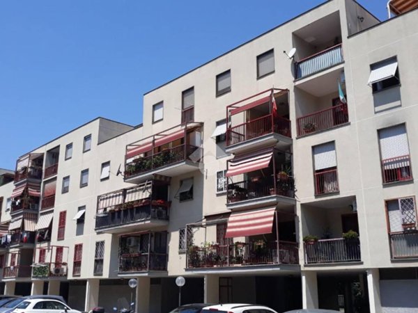 appartamento in vendita a Roma in zona Torre Angela