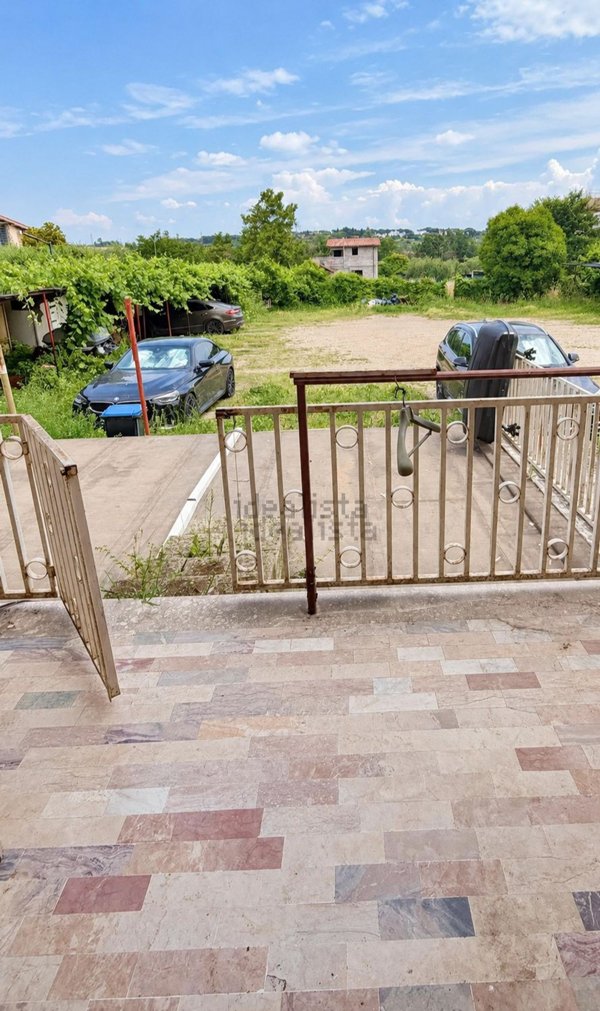 appartamento in vendita a Roma in zona Prima Porta