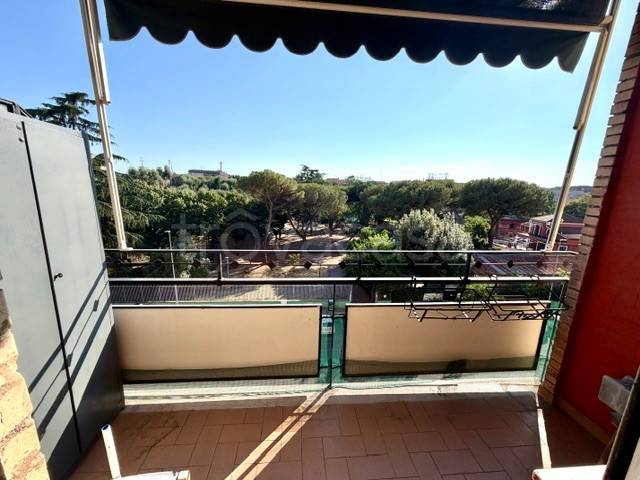 appartamento in vendita a Roma in zona Tuscolano