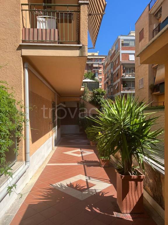 appartamento in vendita a Roma in zona Portuense