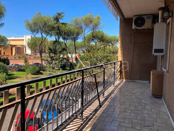 appartamento in vendita a Roma in zona Cinecittà