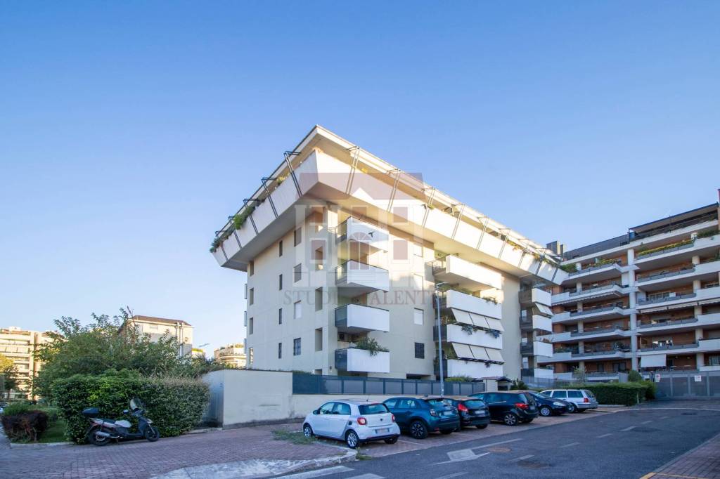 appartamento in vendita a Roma in zona Monte Sacro/Talenti