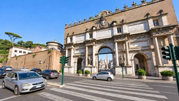 appartamento in vendita a Roma in zona Campo Marzio
