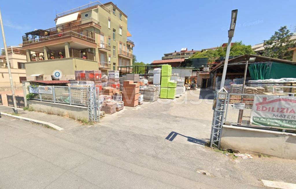 appartamento in vendita a Roma in zona Giuliano Dalmata