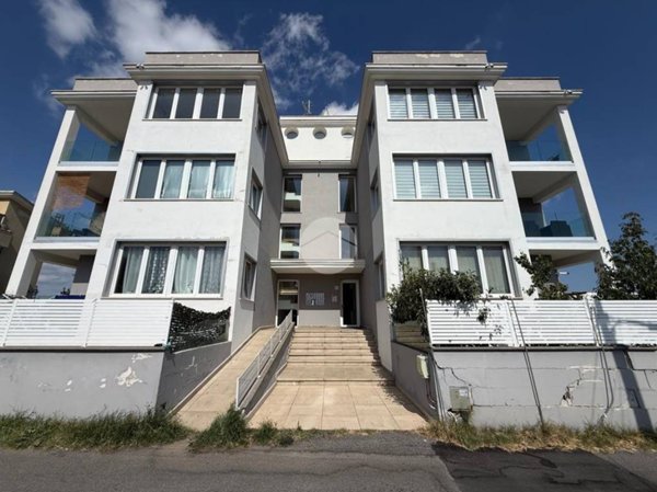 appartamento in vendita a Roma in zona Castelverde