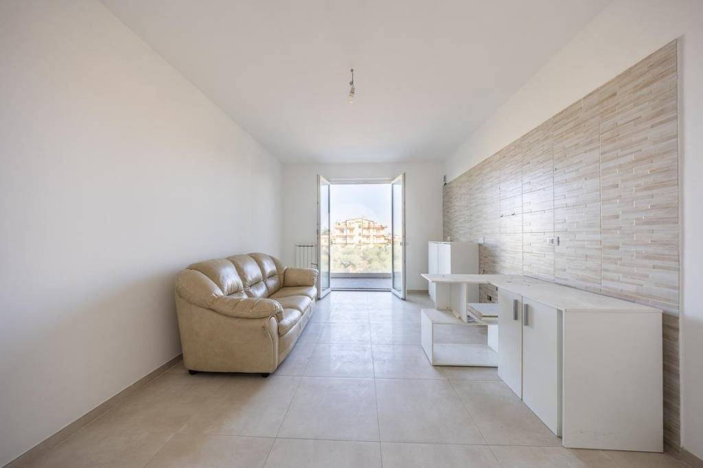 appartamento in vendita a Roma in zona Castelverde